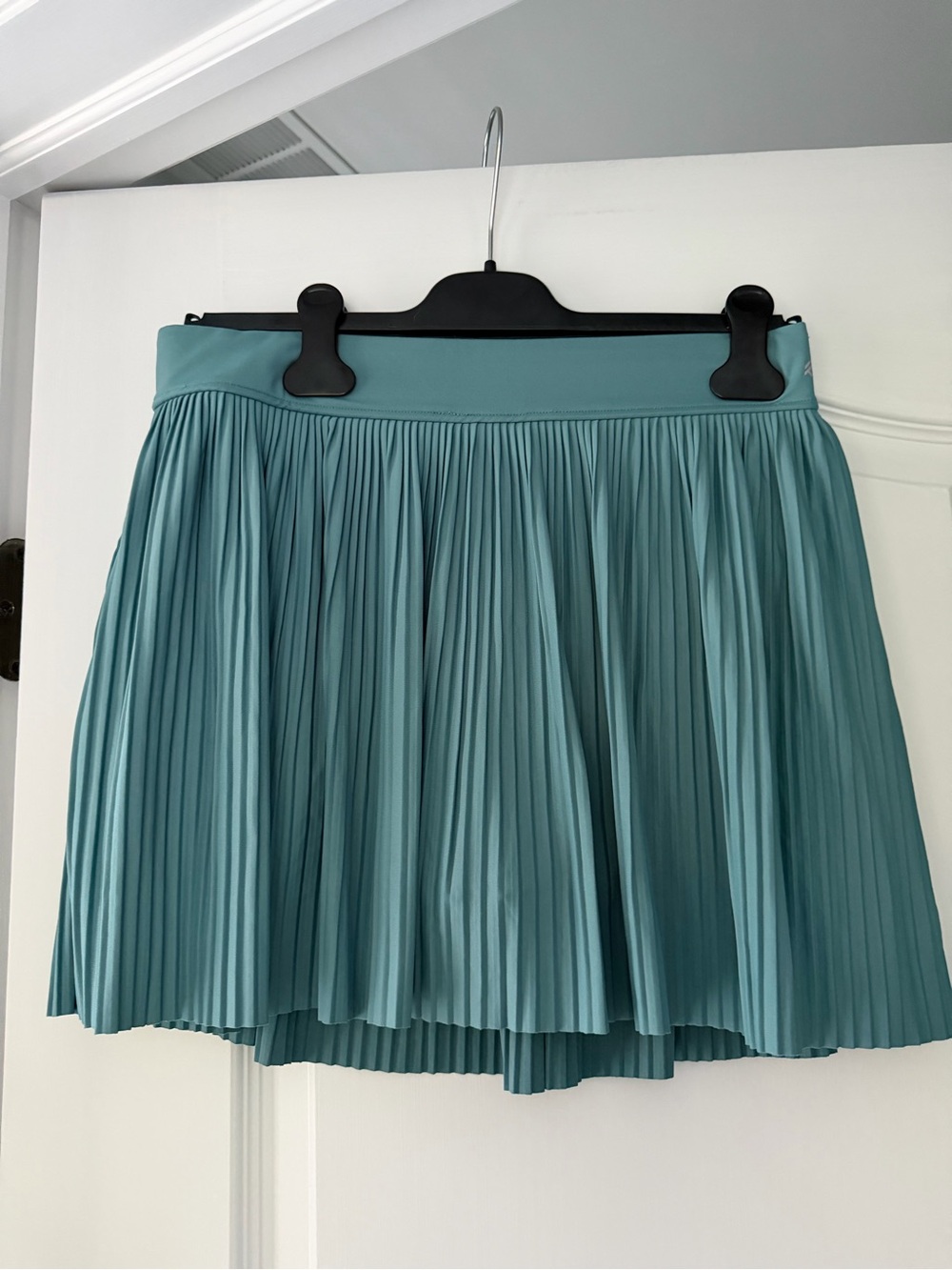 Kyodan Pleated Athletic Skort Aqua Tennis Golf Pickleball Medium - Picture 3 of 7